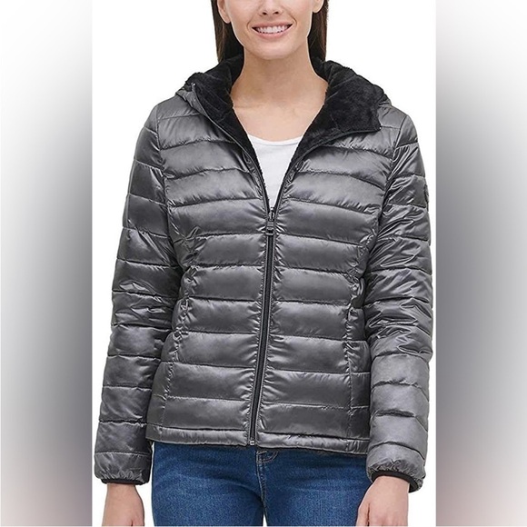 ANDREW MARC women’s REVERSIBLE metallic gray blk puffer / plush hooded jacket M - Picture 1 of 17